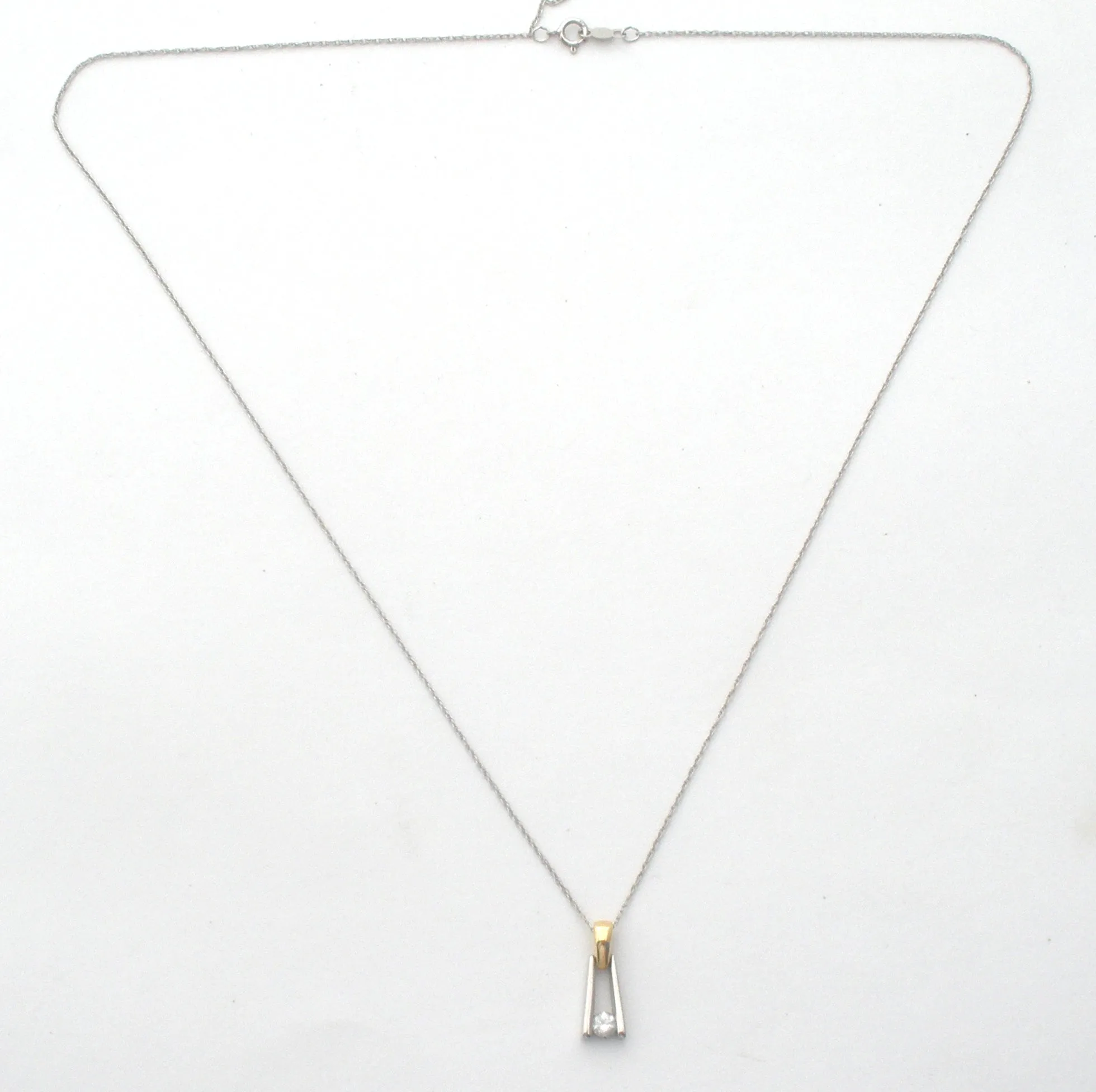 18K Gold & Platinum Diamond Pendant Necklace 19"