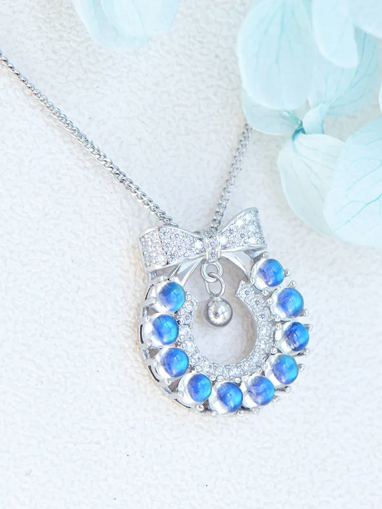 Chic Womens Christmas Wreath Blue Moonstone Pendant Necklace White Gold Plated Silver Necklace