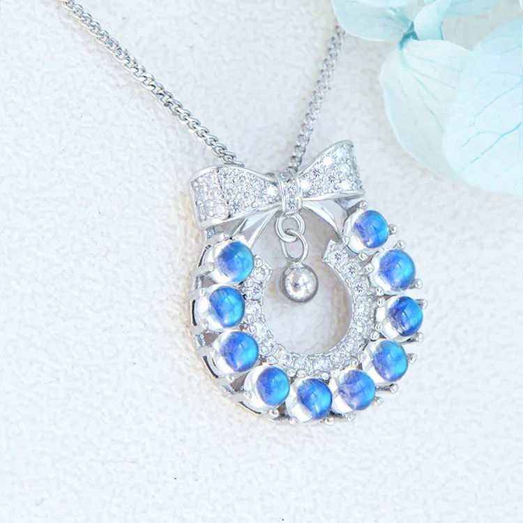 Chic Womens Christmas Wreath Blue Moonstone Pendant Necklace White Gold Plated Silver Necklace