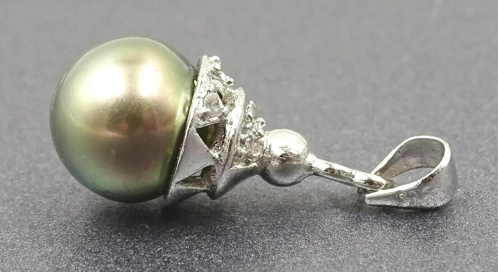 Freshwater Pearl Pendant in Sterling Silver with Clear Glass Rhinestone