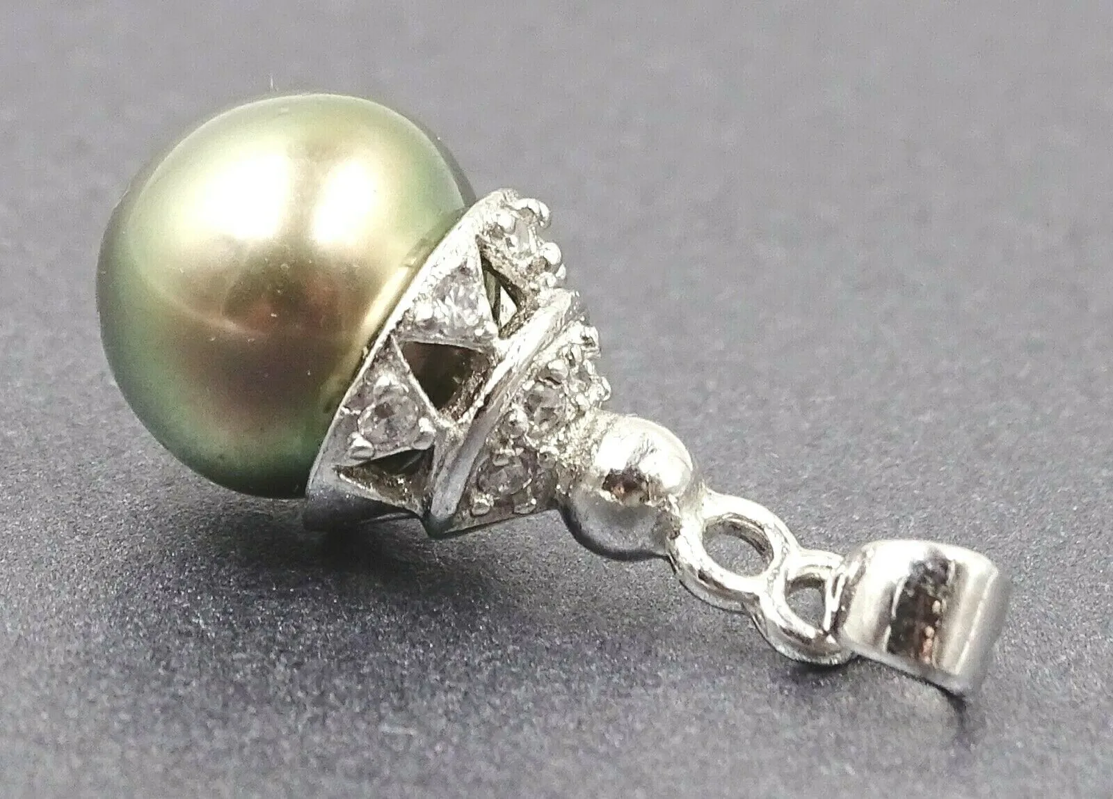 Freshwater Pearl Pendant in Sterling Silver with Clear Glass Rhinestone