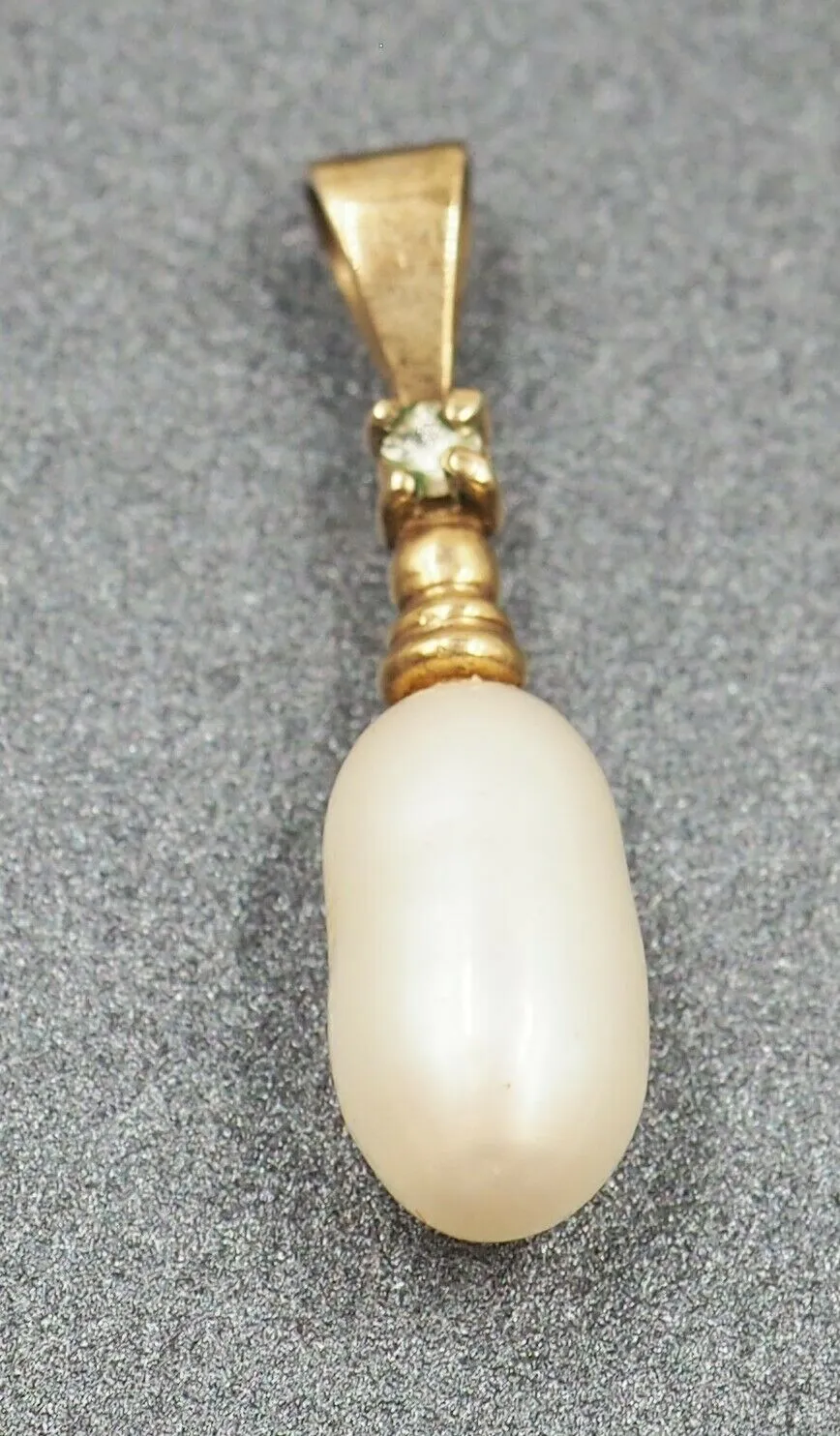 Gold Plated Freshwater Pearl & Cubic Zirconia Pendant