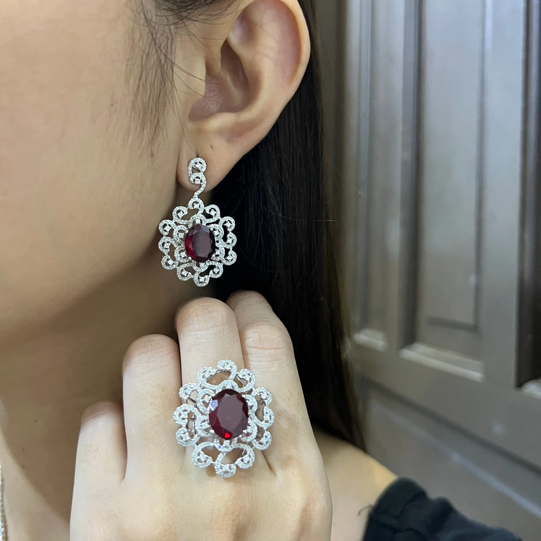 Grand Ruby Gemstones & Diamond Full Jewelry Set 14kt