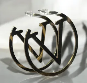 Lux - Golden Letter V hoops
