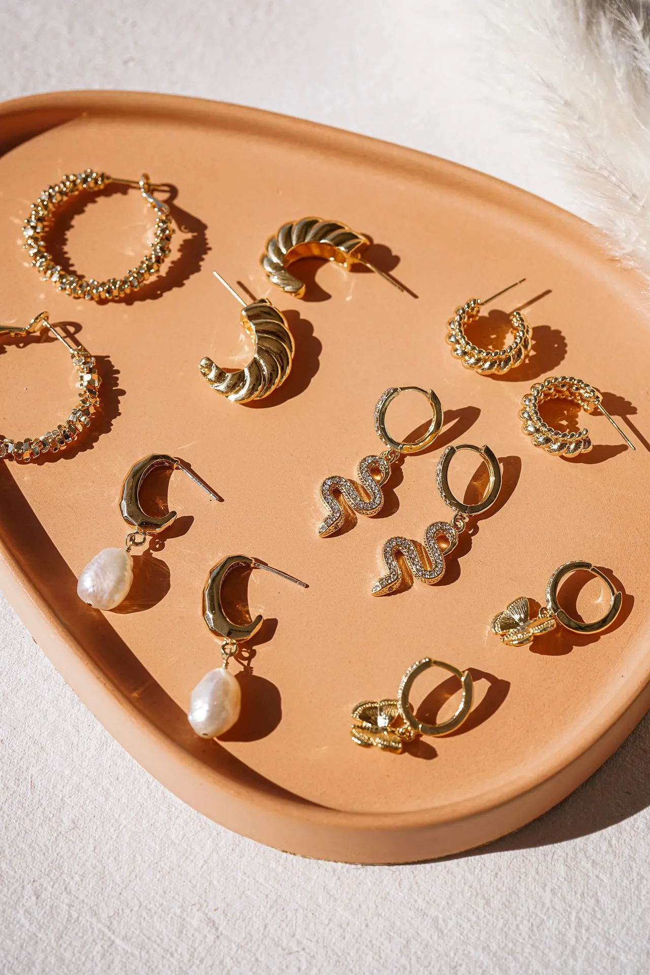 Mila Pearl Hoop Earrings - Gift
