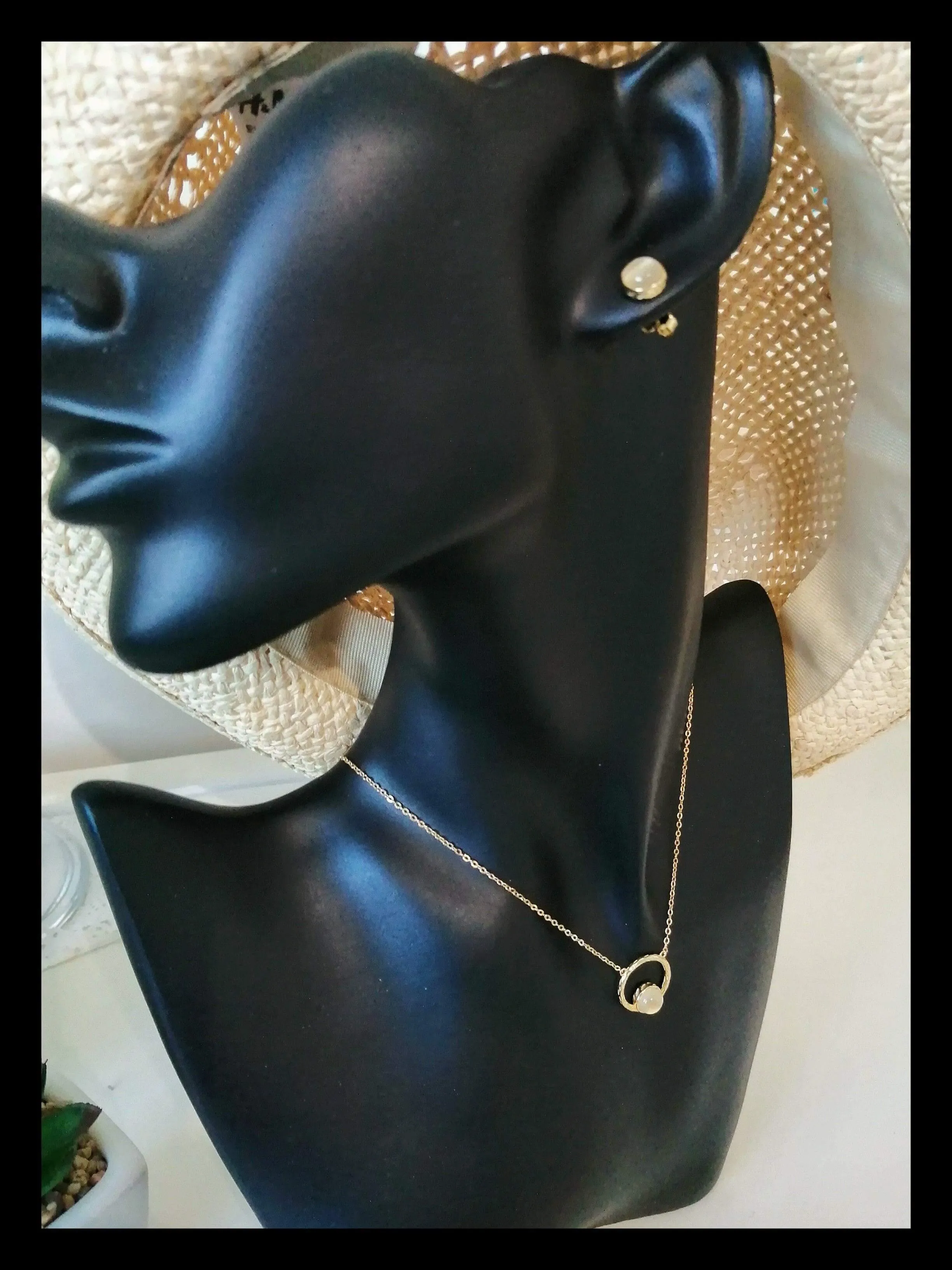 Mona Moonstone Necklace Set
