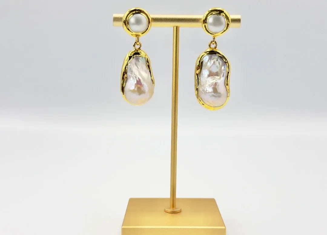 Natural baroque pearl earrings