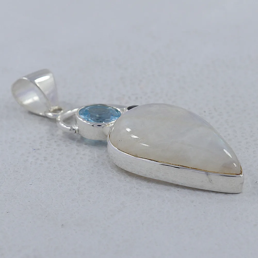 Rainbow Moonstone Silver Designer Pendant