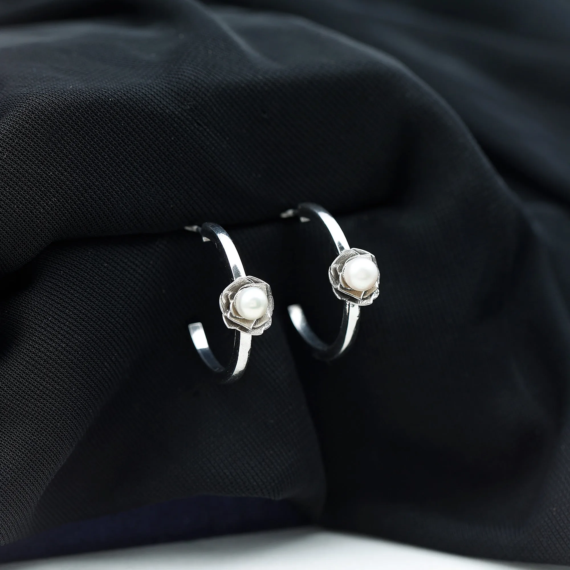 Round Shape Freshwater Pearl Flower Hoop Earrings