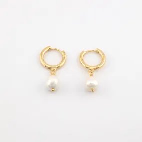 Shoreline Pearl Hoop Earrings - Gold